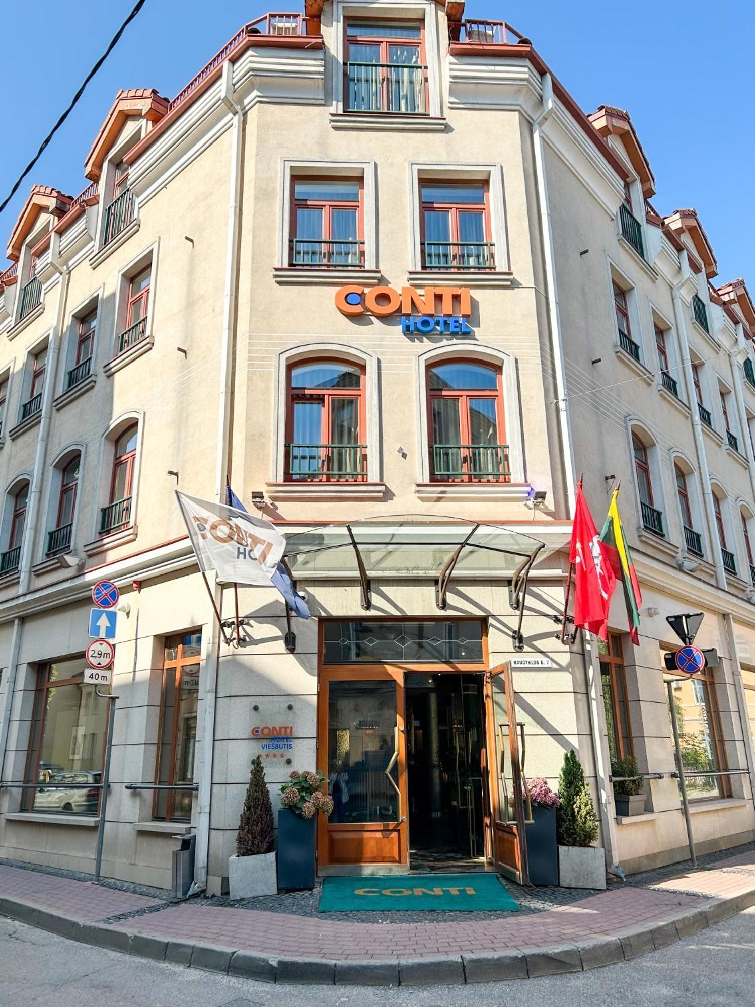 Conti 4*
